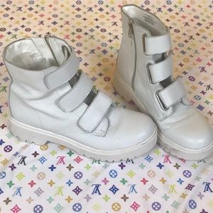 Steve Madden Shoes - White leather Velcro strap combat boots Steve Madden Shoes - White leather Velcro strap combat boots